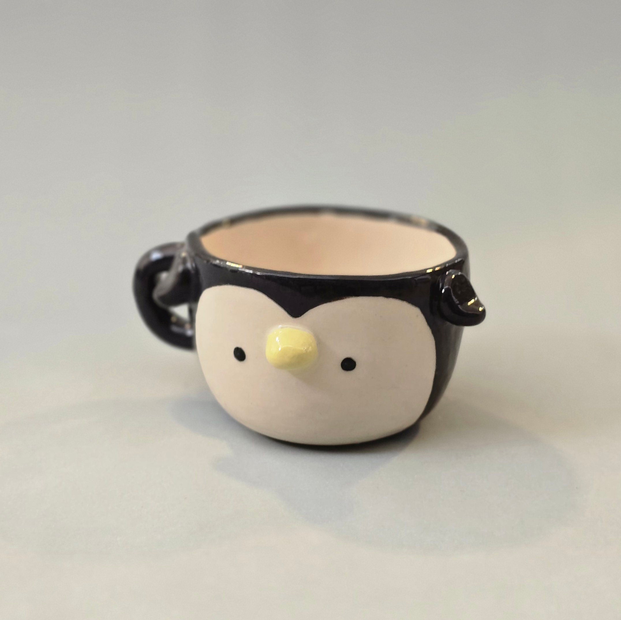 Cute Penguin Coffee Mug – Penguin Ceramic Cup – Adorable Gift for Animal Lovers | Ready to Ship