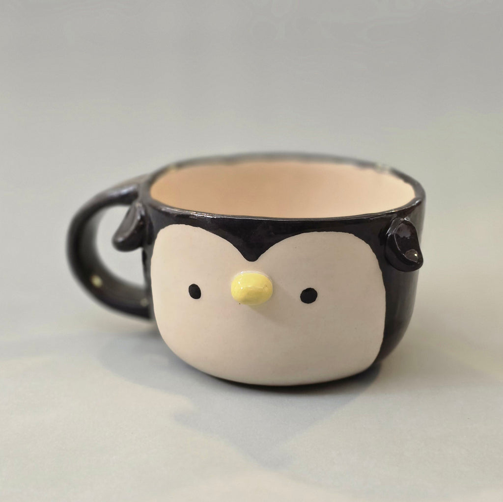 Cute Penguin Coffee Mug – Penguin Ceramic Cup – Adorable Gift for Animal Lovers | Ready to Ship