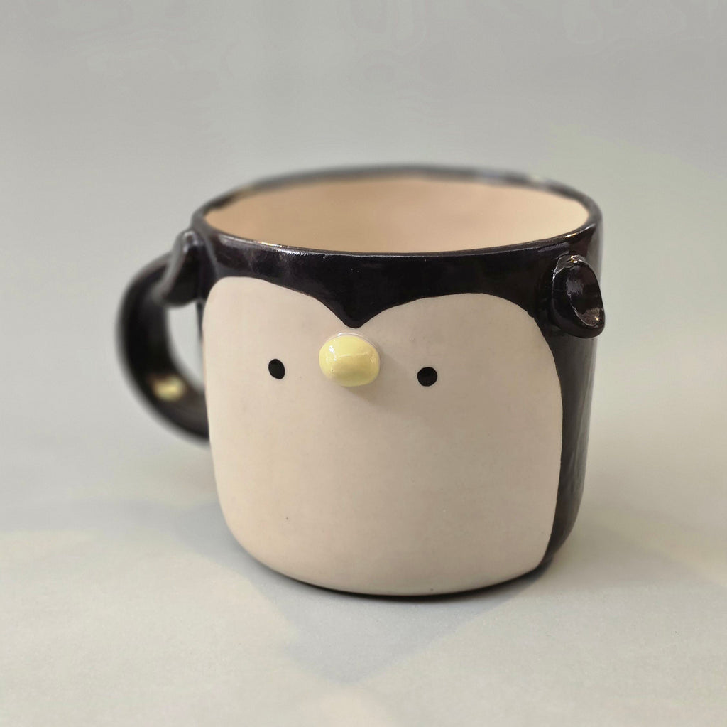 Cute Penguin Coffee Mug – Penguin Ceramic Cup – Adorable Gift for Animal Lovers | Ready to Ship