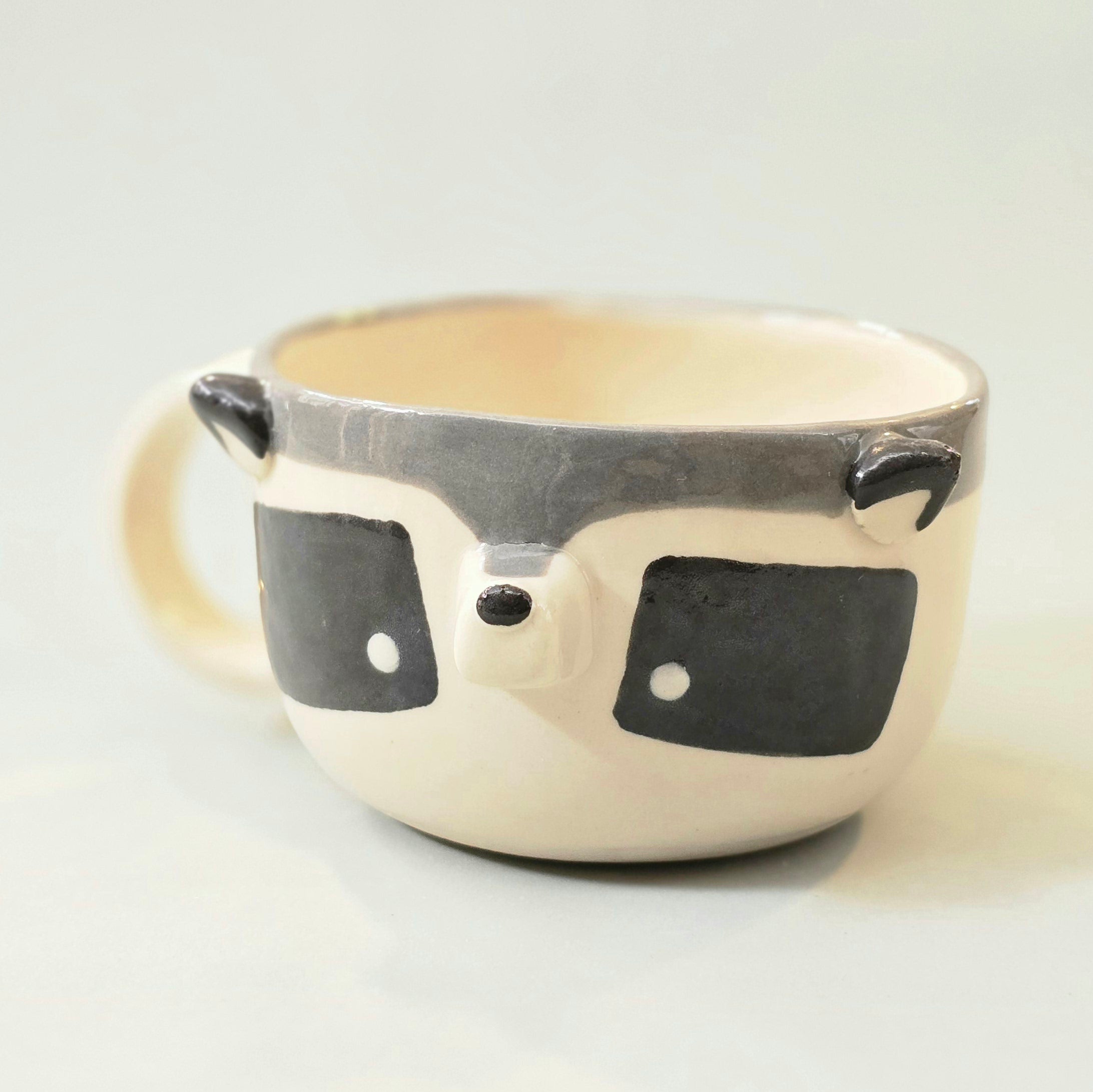 Cute Raccoon Coffee Mug – Raccoon Ceramic Cup – Adorable Gift for Animal Lovers | Ready to Ship